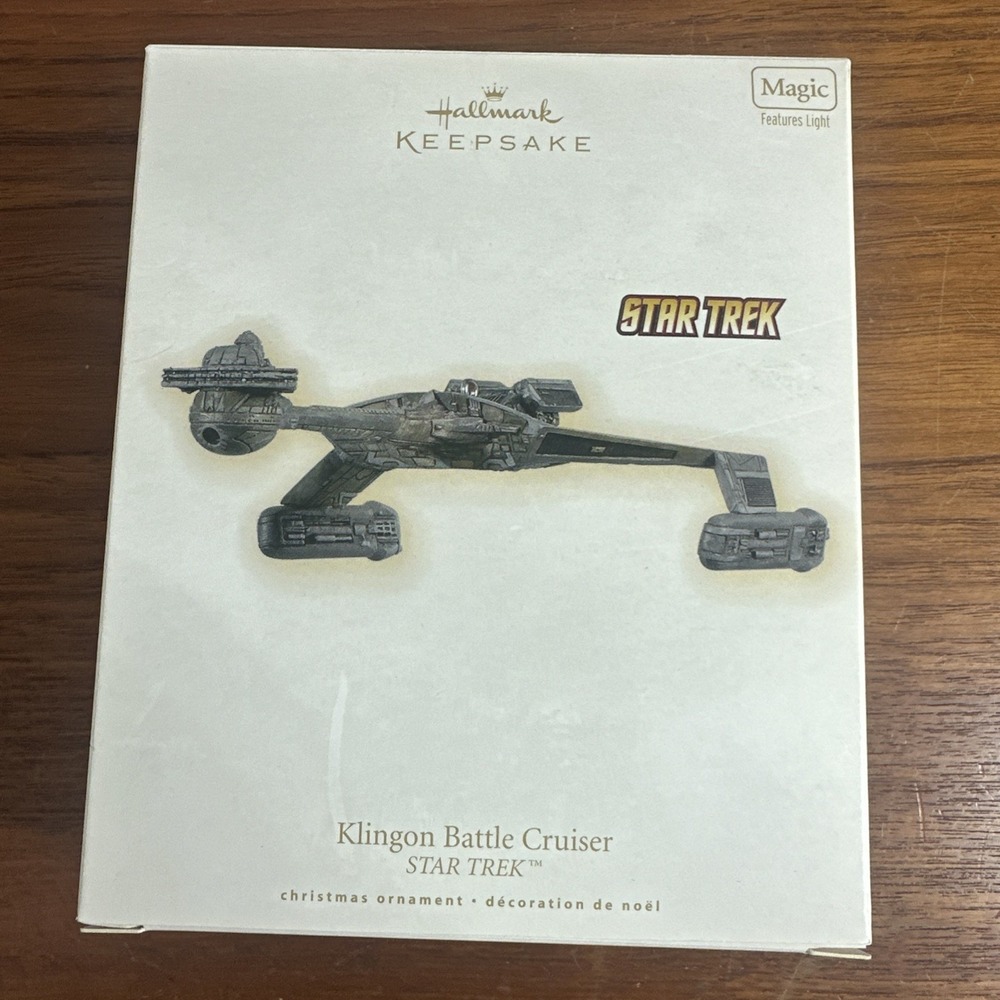 Hallmark Keepsake 2009 Star Trek Klingon Battle Cruiser Magic Light QXI1185